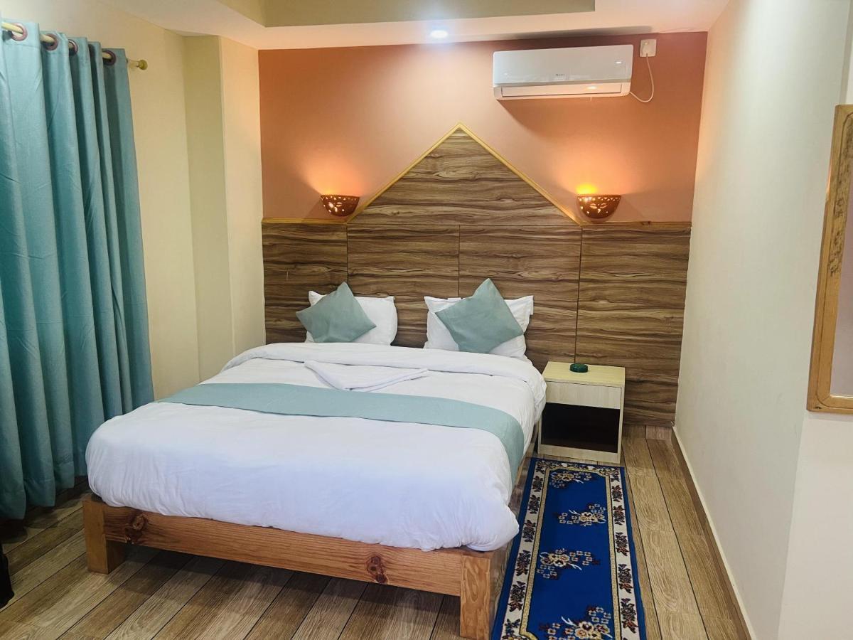 Hotel Olympus Pokhara Dış mekan fotoğraf