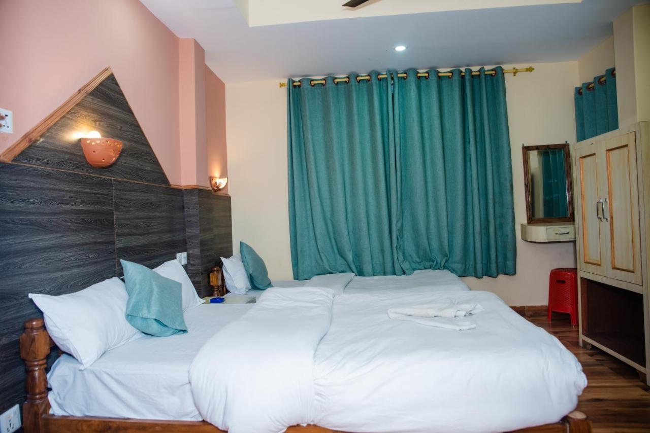 Hotel Olympus Pokhara Dış mekan fotoğraf