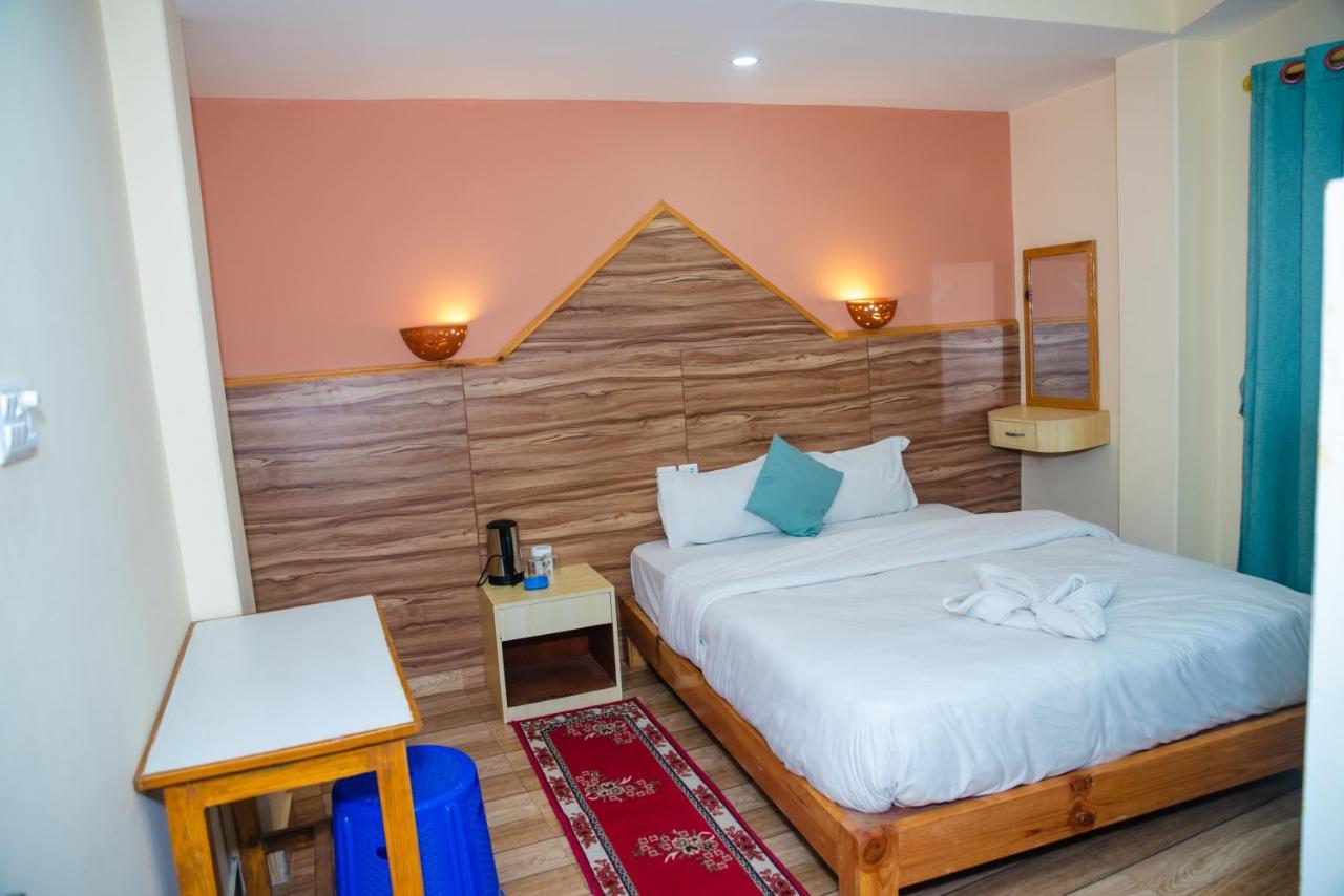 Hotel Olympus Pokhara Dış mekan fotoğraf